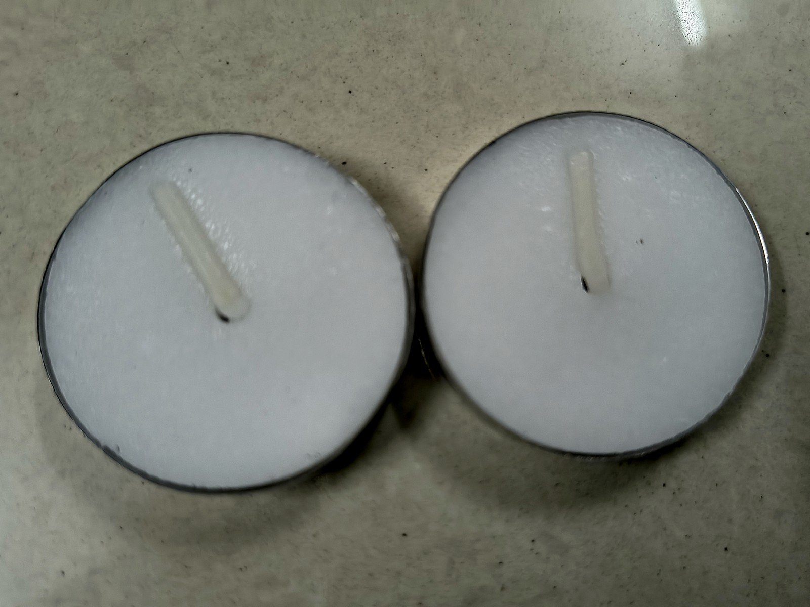 Two tealights
